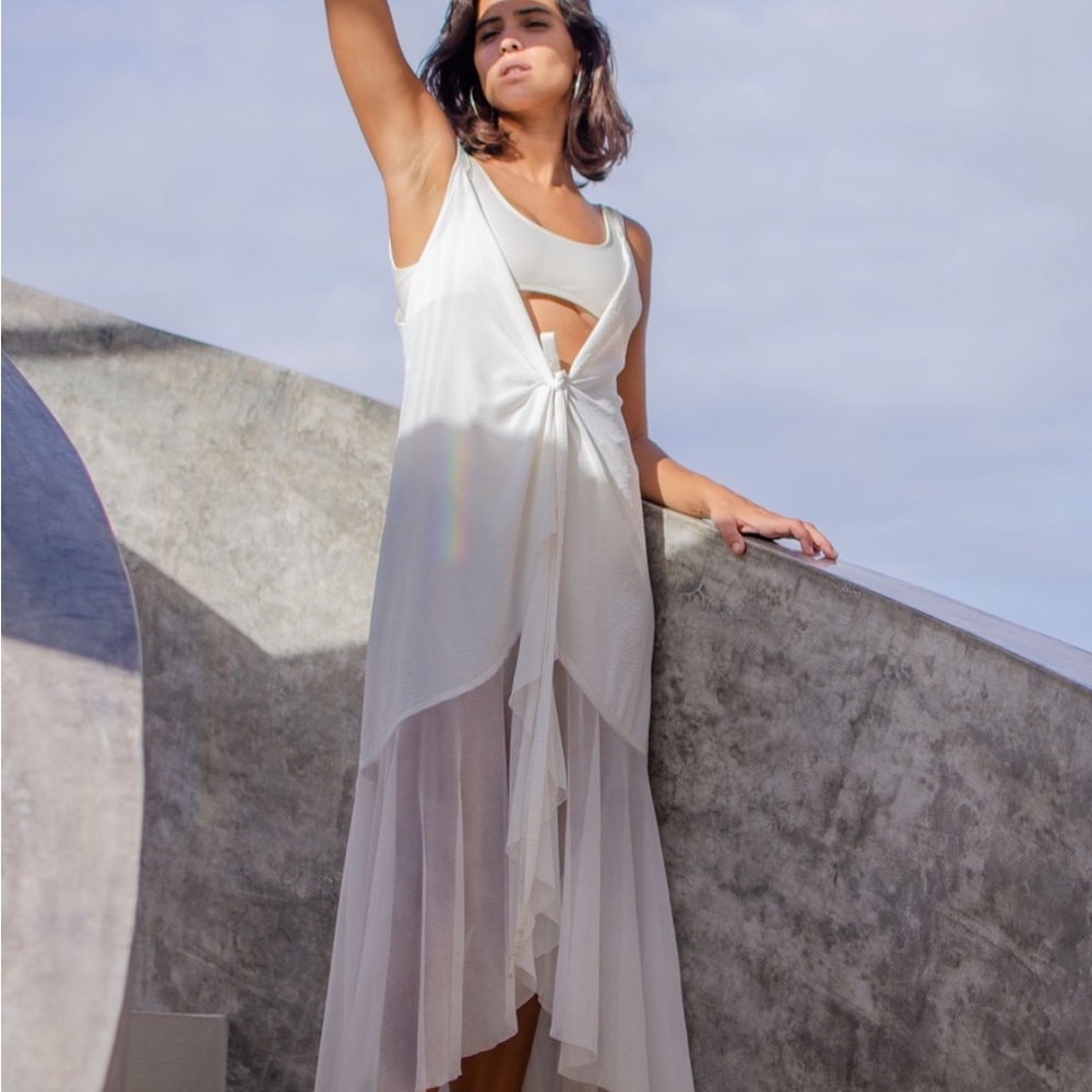Aire Marino handmade in Mexico PIA Asymmetrical High-Low cover up